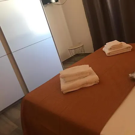 Hollywood - Parcheggio Privato * Porto Cesareo
