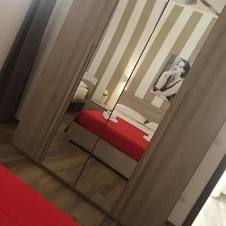Nocleg ze śniadaniem Hollywood - Parcheggio Privato *