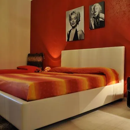 Hollywood - Parcheggio Privato Bed & Breakfast Porto Cesareo