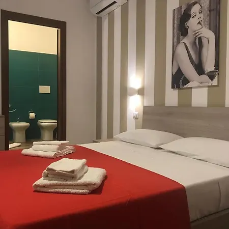 Hollywood - Parcheggio Privato Bed & Breakfast *