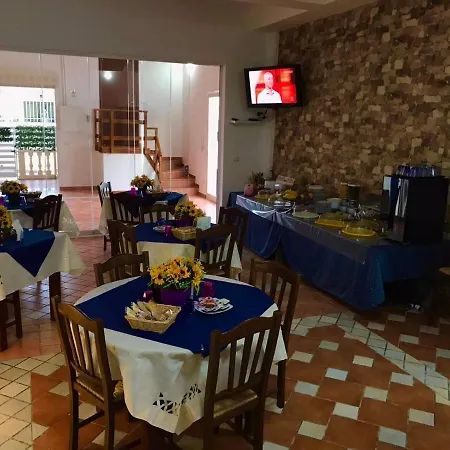 Hollywood - Parcheggio Privato * Porto Cesareo