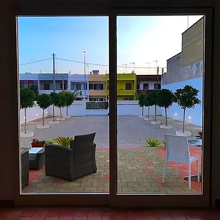 Hollywood - Parcheggio Privato Porto Cesareo