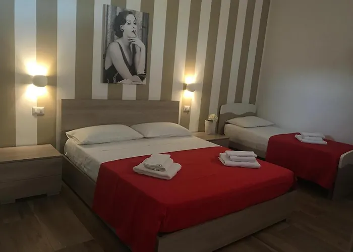 Hollywood - Parcheggio Privato Porto Cesareo